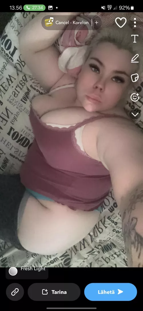 Tuu kattoo 24 luukkua mun kans