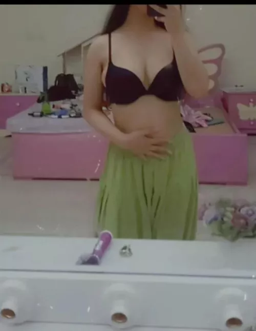 Undress me, paid vcs only [f]