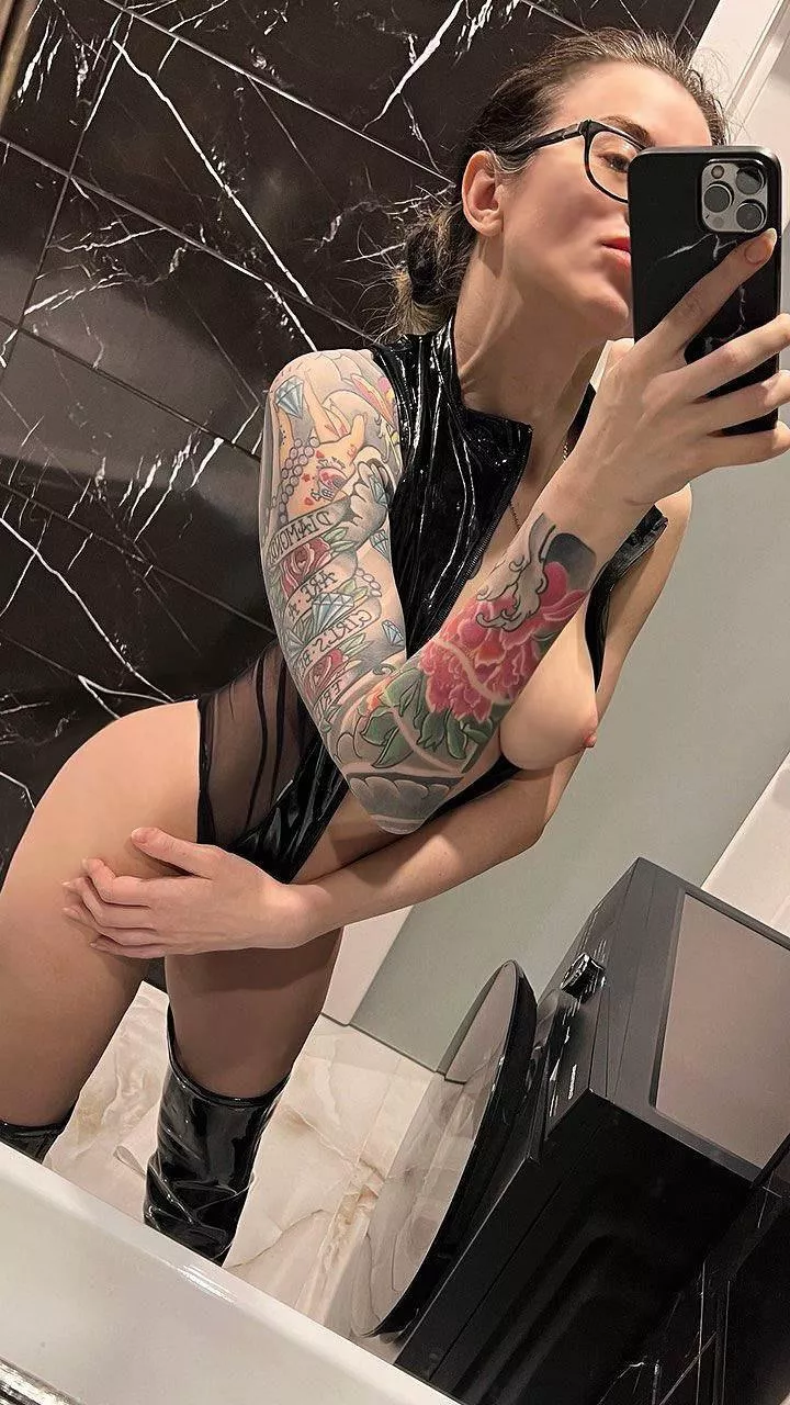 Waiting for you to come together, join 