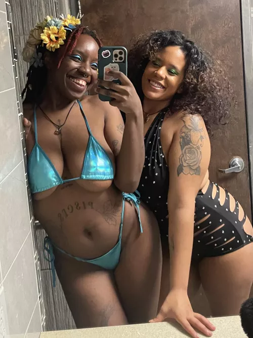 We love being a lesbian stripper couple 