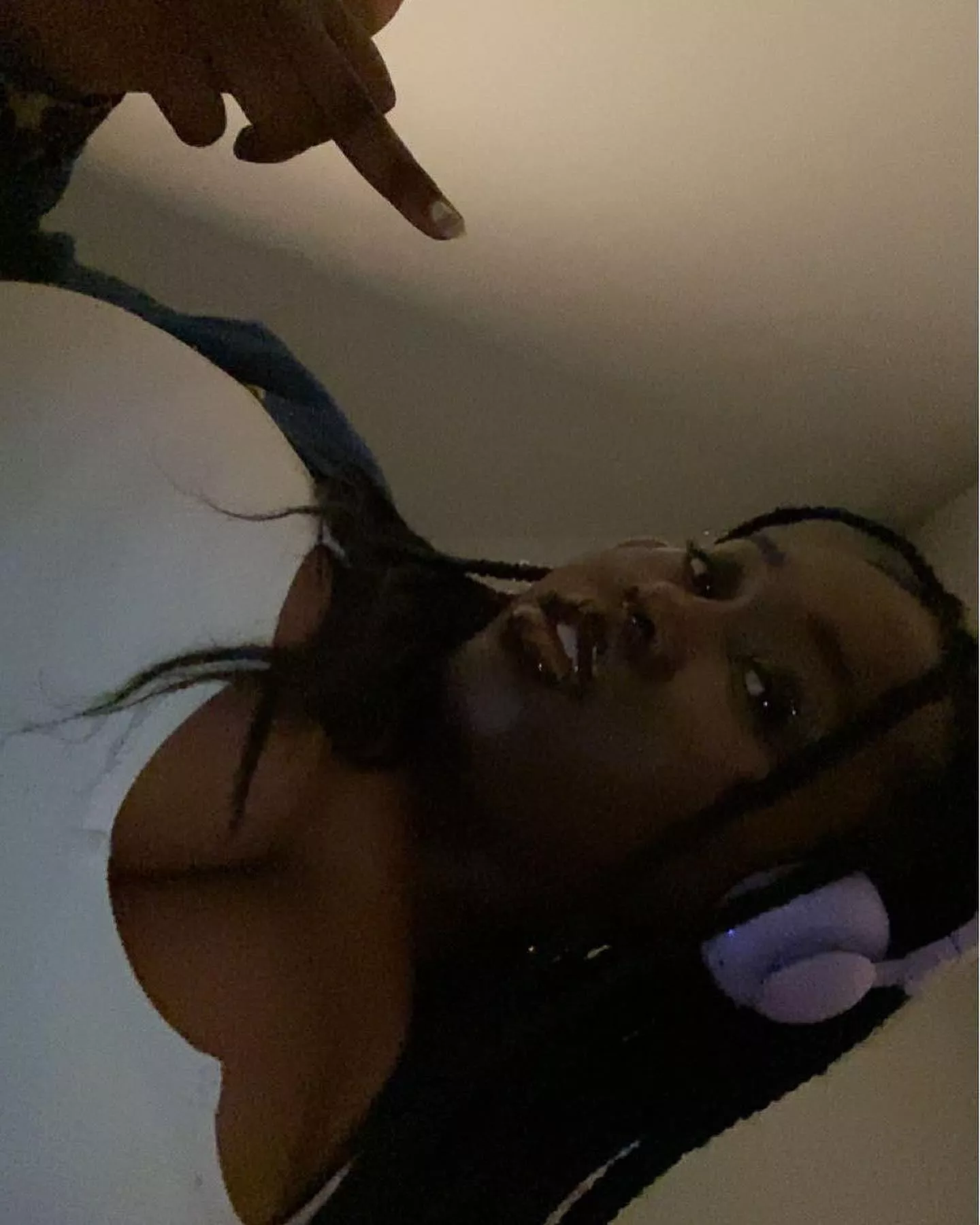 white boys are no match for a domme like me, so try your hardest beta~