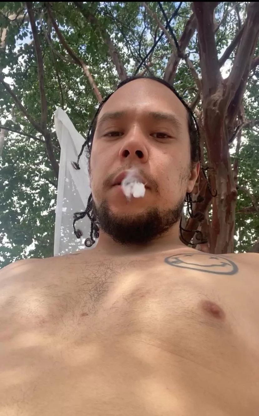 Who doesn’t love to wake and bake (M)