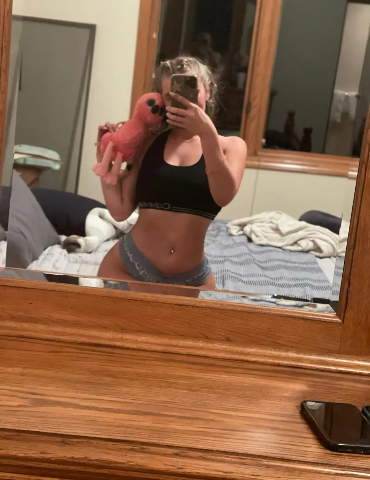 Who says you can’t have dessert first? 🍓🔥