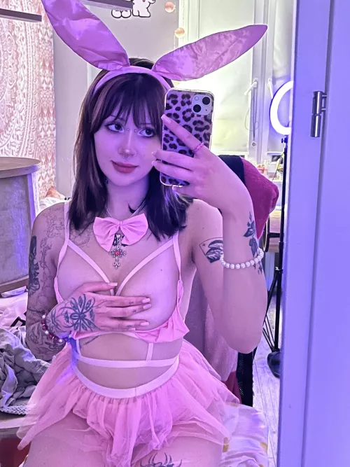 why dont u like and comment '😈' & see what happens (low risk, high reward lol)