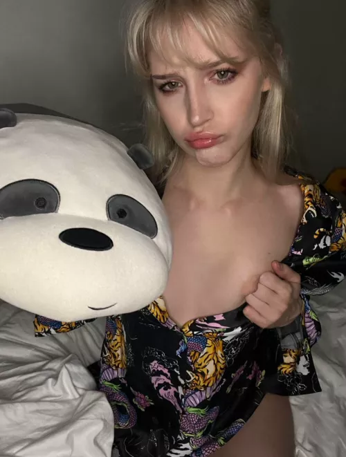 wish i had something to cover , atleast i have mr.pandis to keep me company 