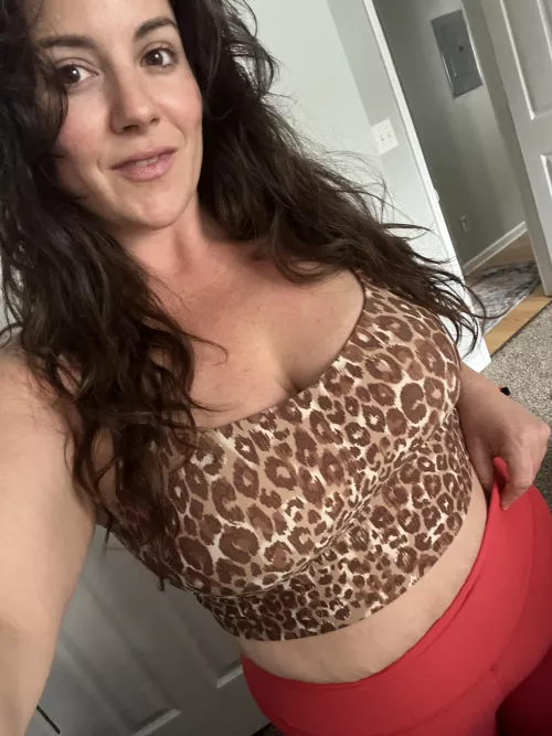 Wondering if this 36yo mama is still fuckable 