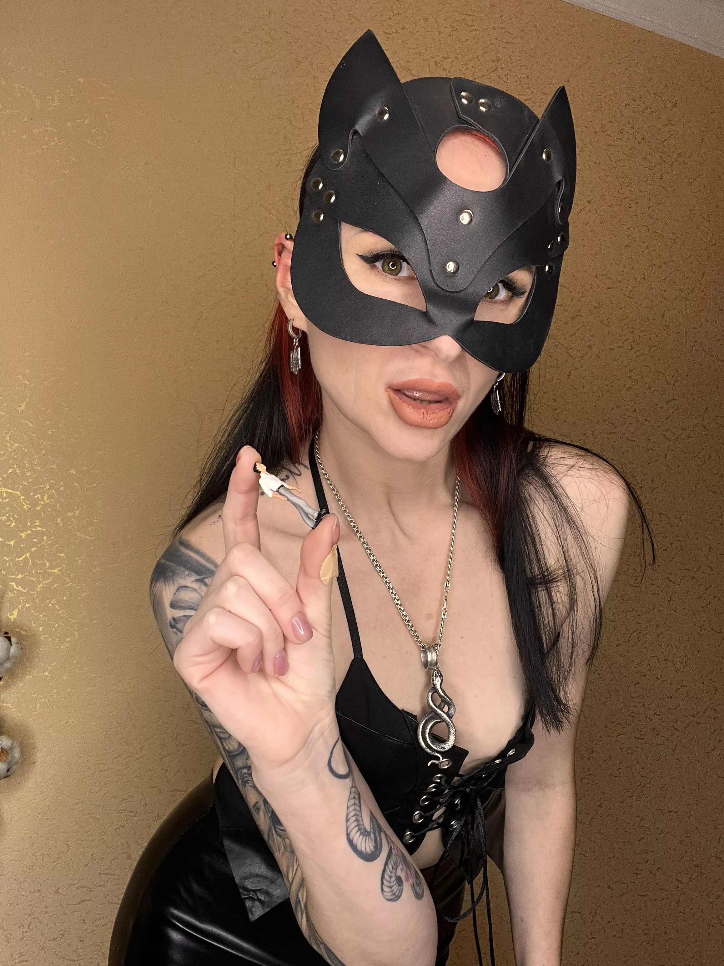 you look so tiny compared to me