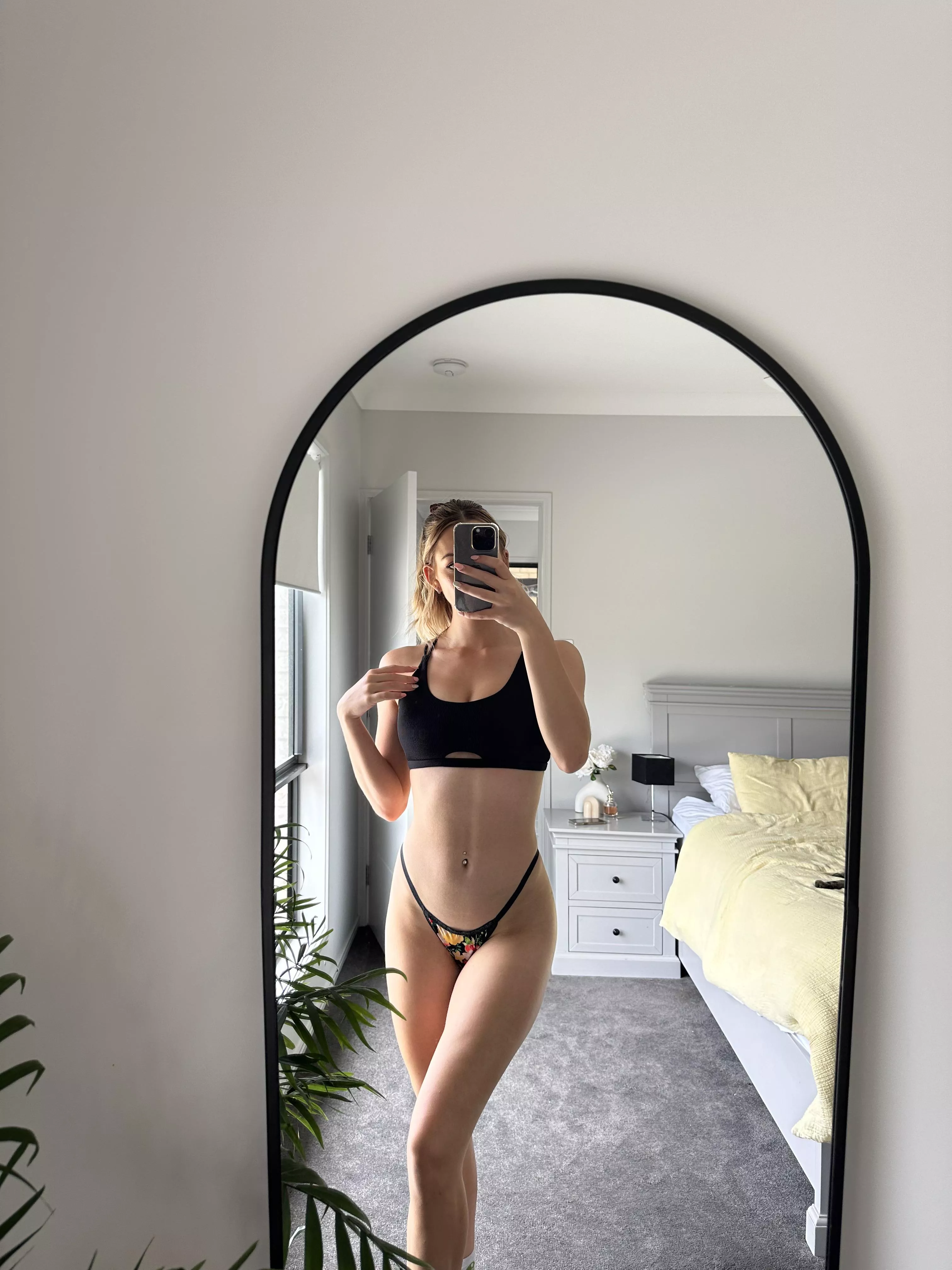 Your daily dose of my belly button