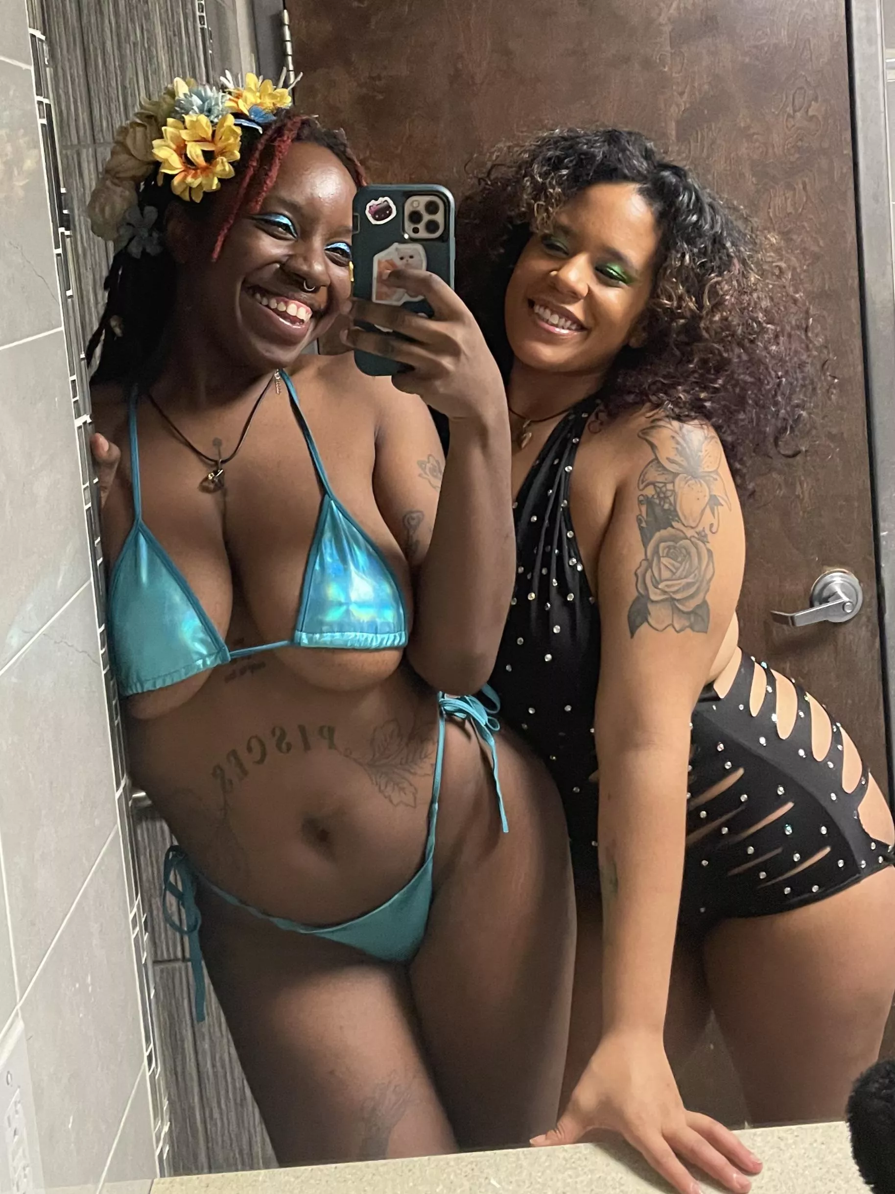 Your favorite stripper couple 