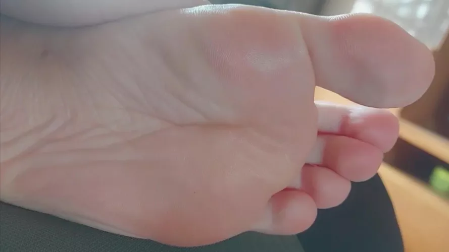 You're this close to my sole, what's your next move? ;)