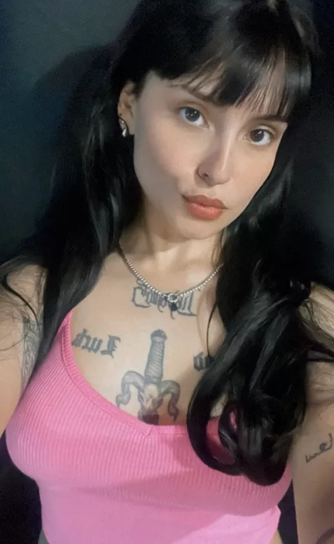 22F looking for older men 