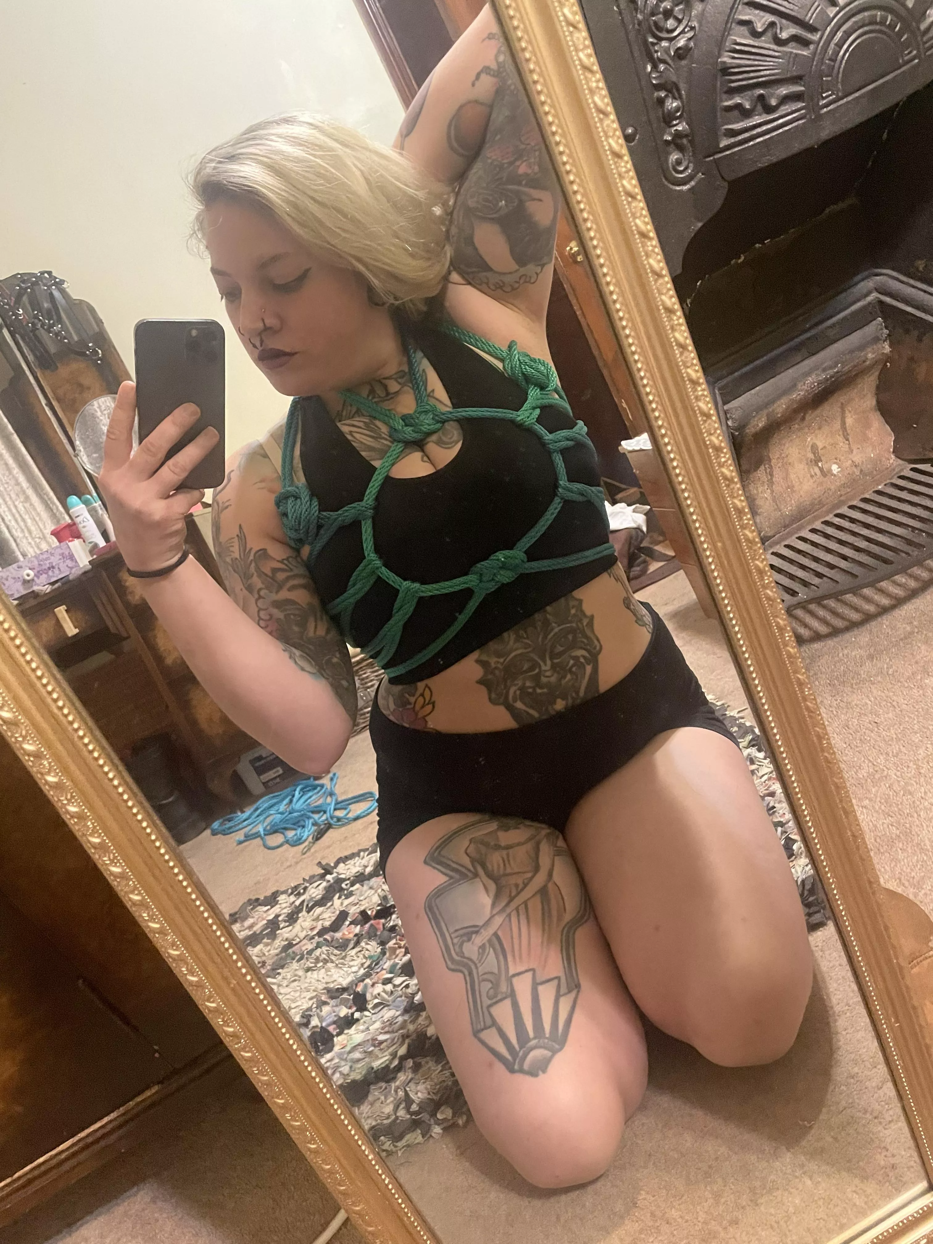  A window to my. Ahem, soul(s) 🍉 