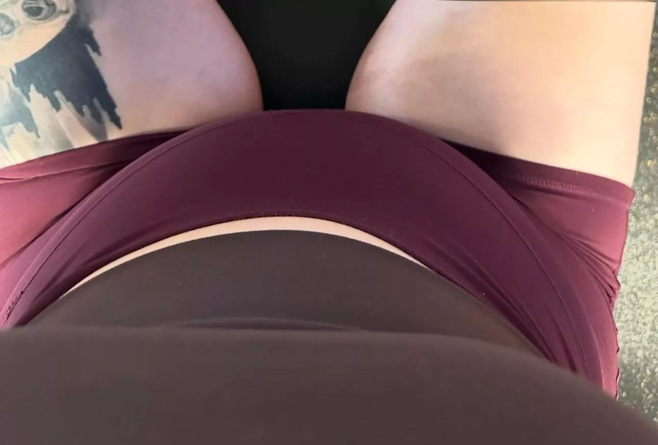 Aftermath of letting a big group of guys fill me up 🤤😢🥰