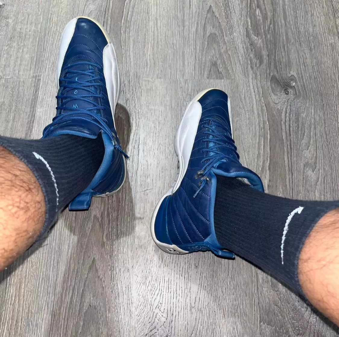 Any other bros like rocking crew socks and loose kicks?