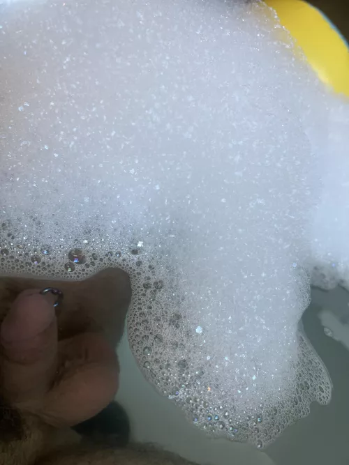 Bath after a cold day at work. 🤘