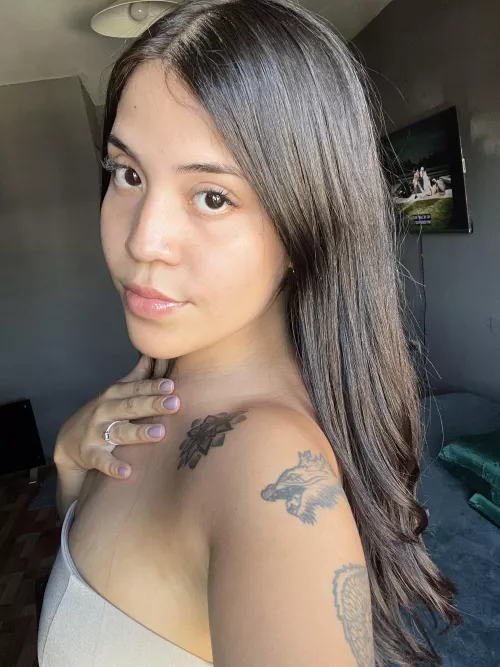 Every day I'm prettier and wealthier, and you can't stop thinking about girls like me humiliating you