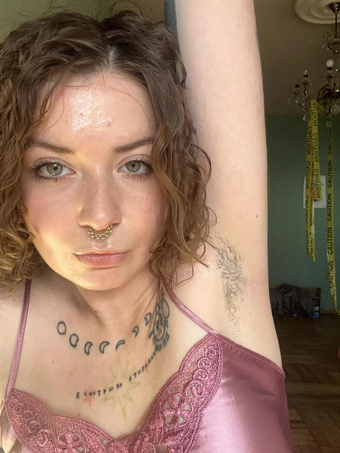 hi…wanna be my pleaser?