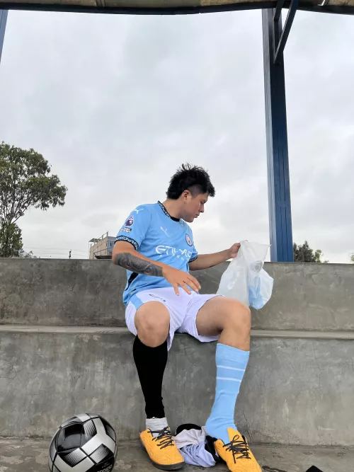 I just finished a game, who wants to smell these sweaty socks? Haha