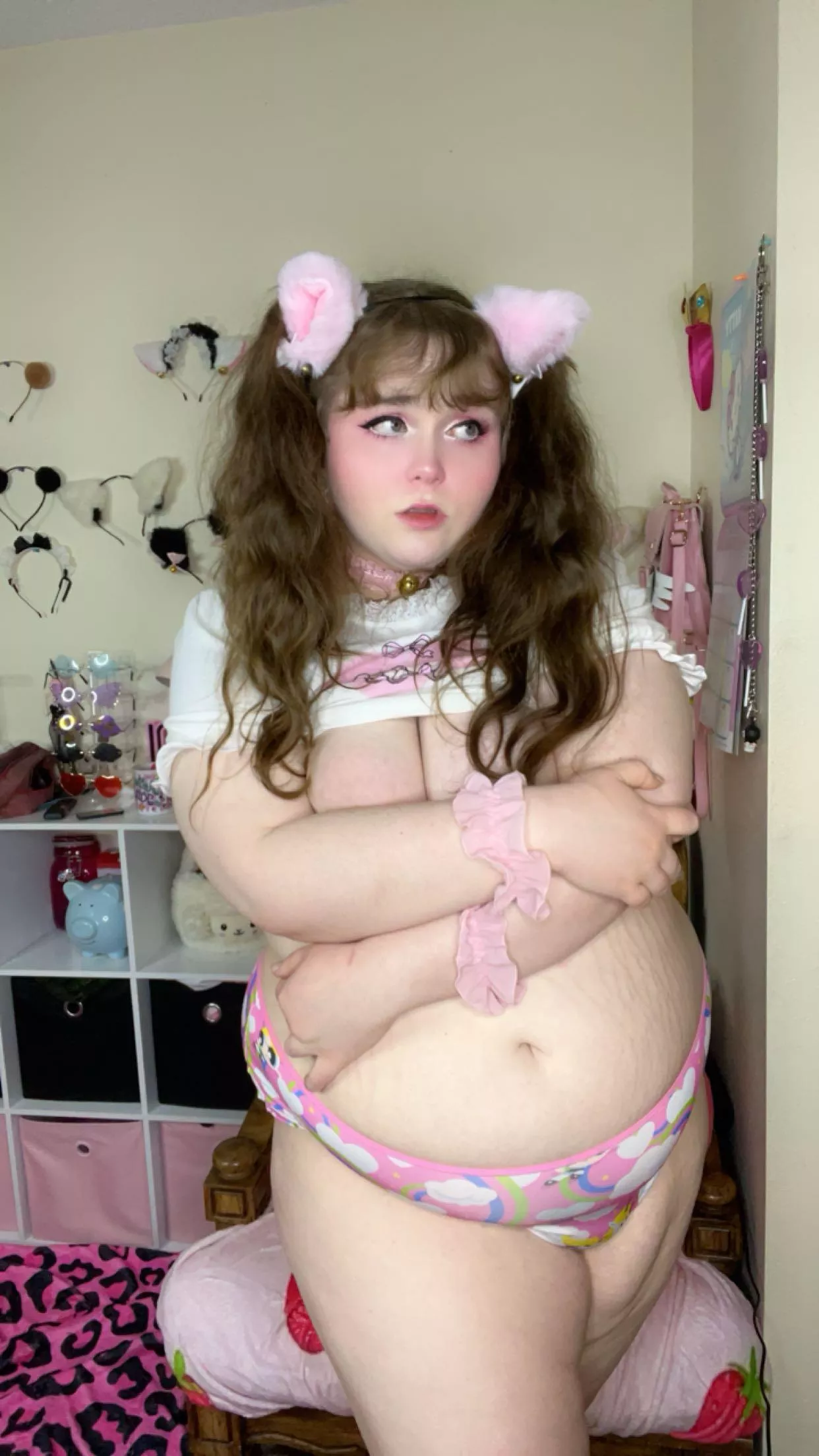 i need lots of head pats 