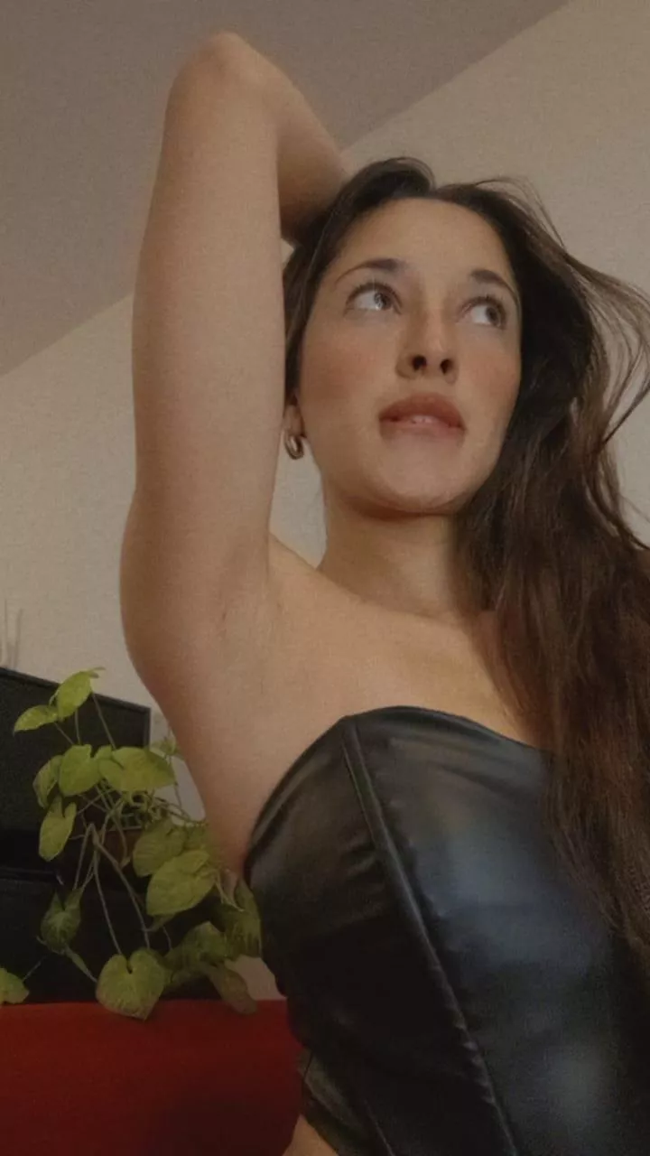 If there is a better fetish than Armpits, I don't want to know haha