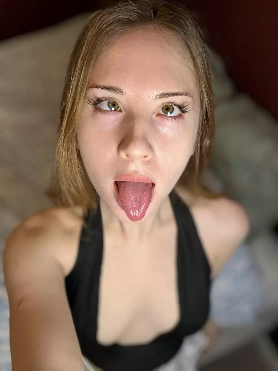 I'm waiting for you to make my mouth happy