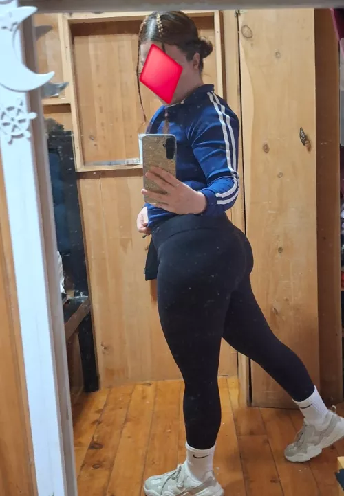 It seems that I can't stay away from this sub, If I'm not posting I am lurking 🥹🙇🏻‍♀️🐇