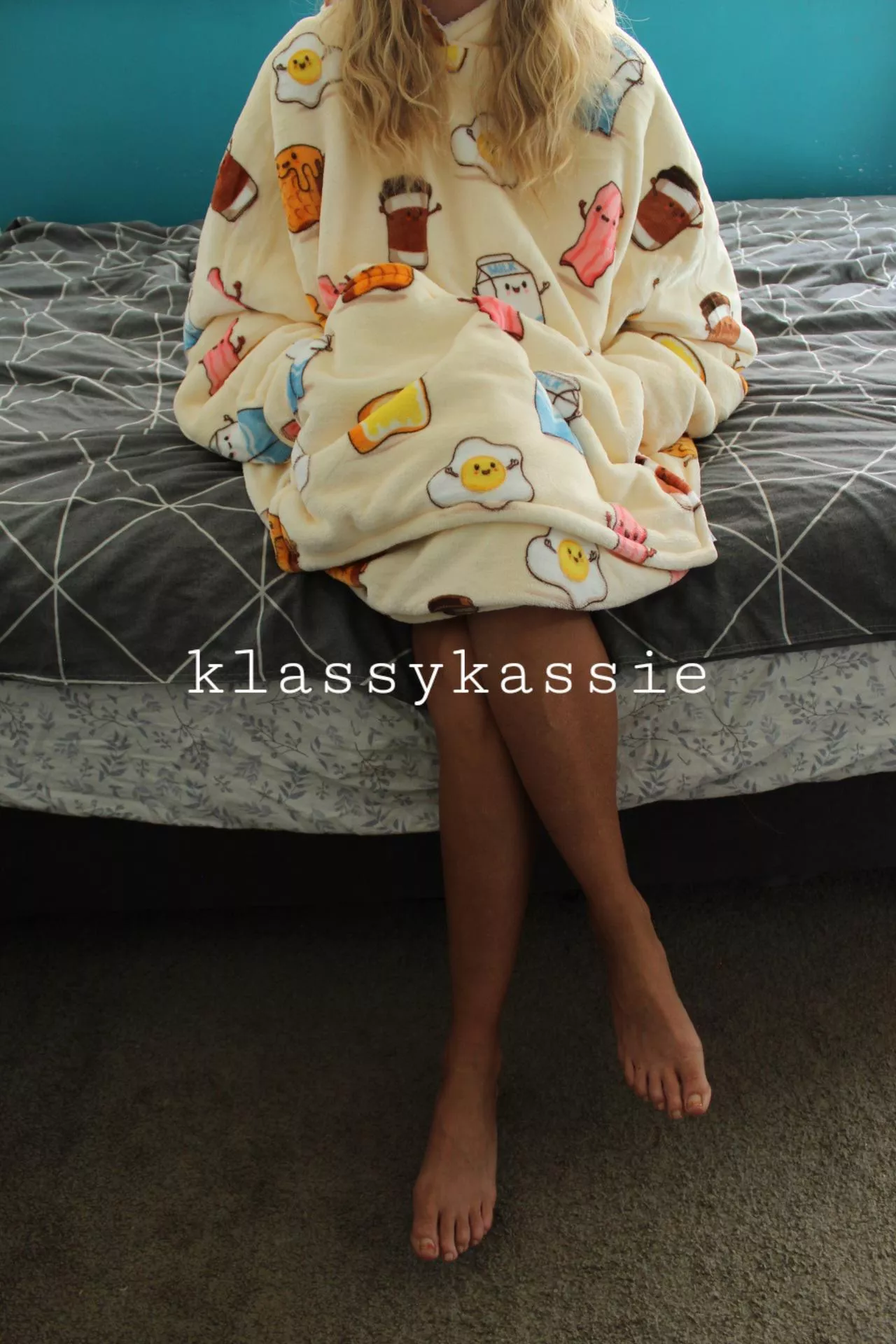 Ive filmed so much hot content in this oodie 🥵