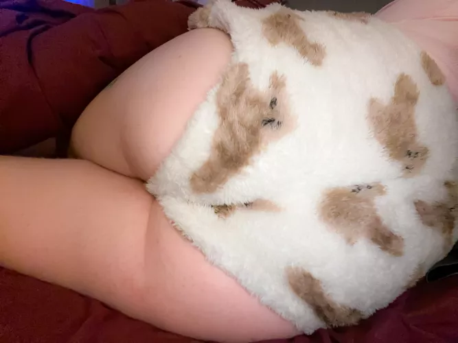 Just a lil booty 🍑 