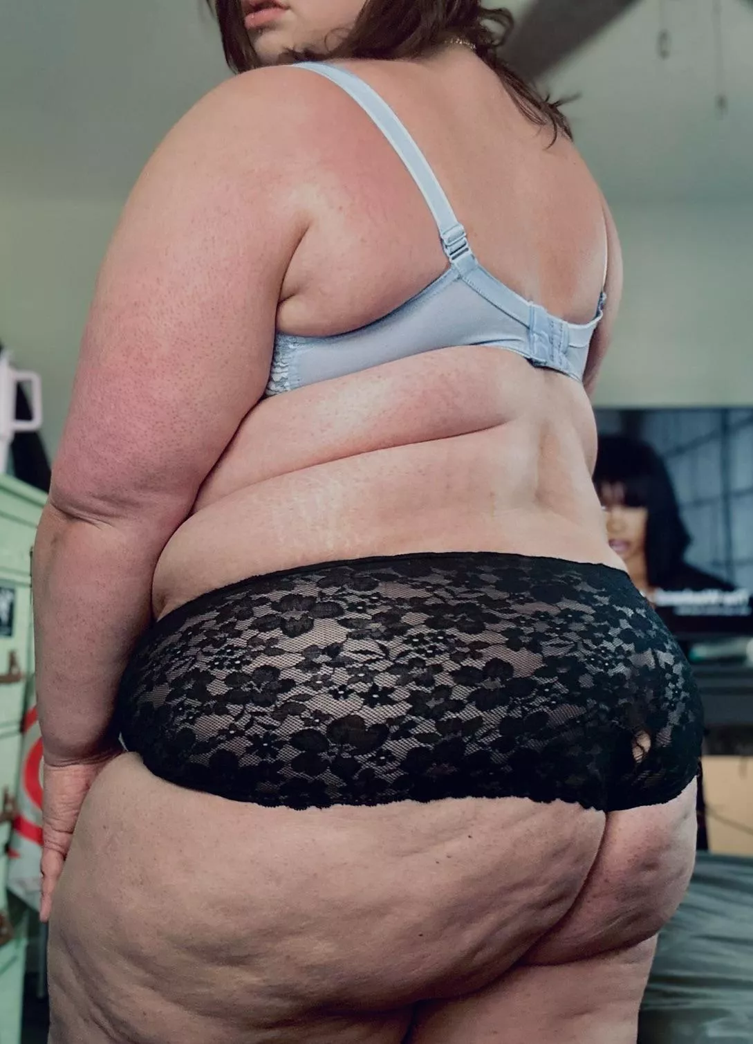 Let me ride until your tongue is sore…