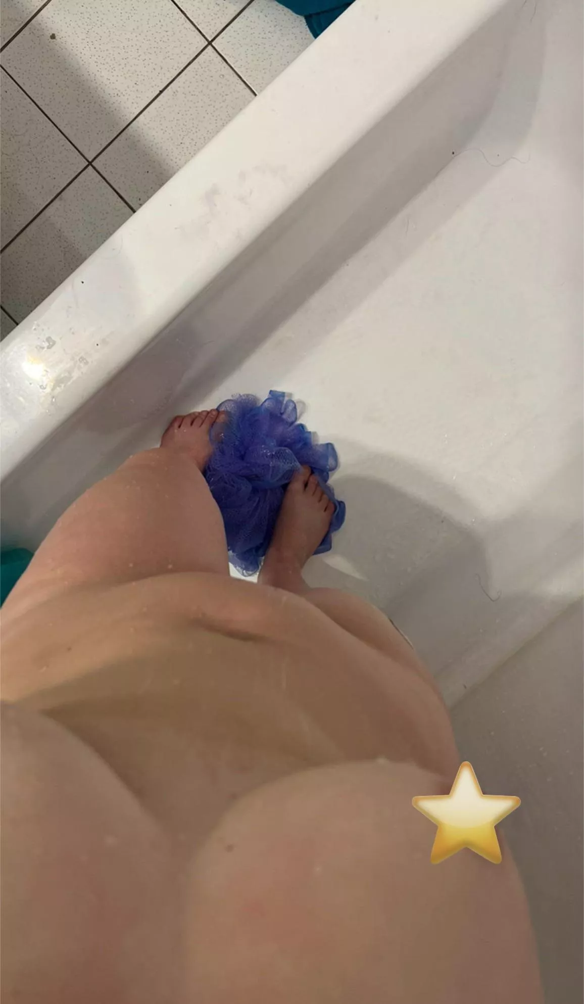 Little shower pic 😮‍💨😮‍💨 come see my 🍩F 