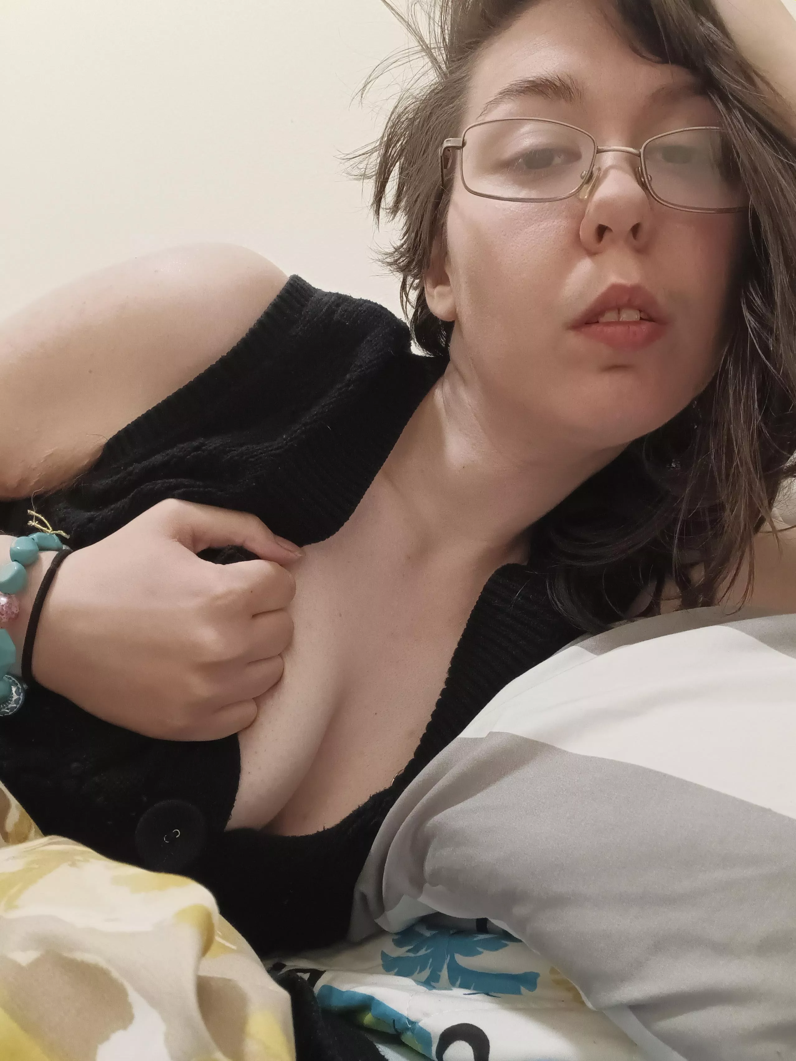 Lupus, BPD, autism: I think I still look hot even on days when I'm bedridden.