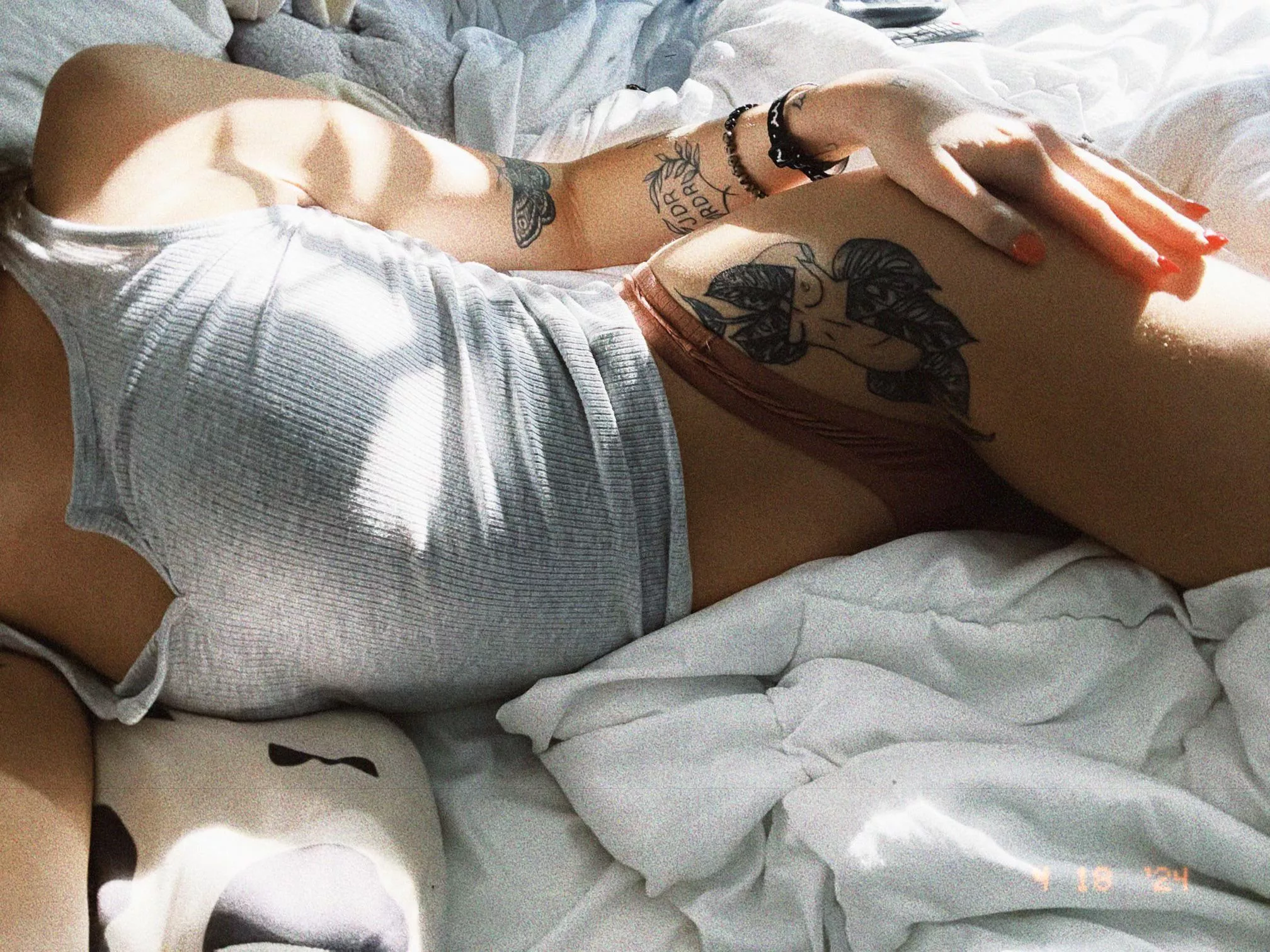 Need someone as horny as me to come chat on OF pls🙈