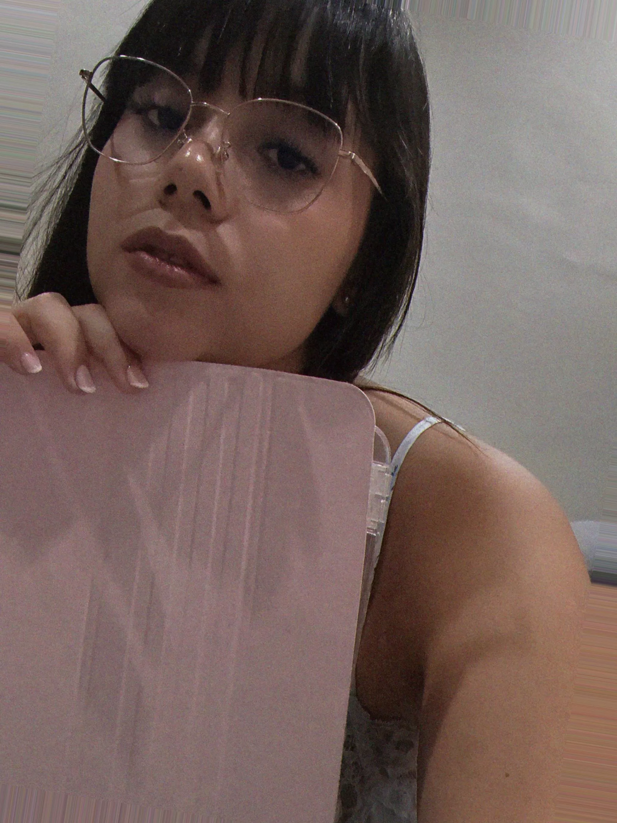 Open to a discreet fling, no secrets spilled, just keeping it playful. 19F