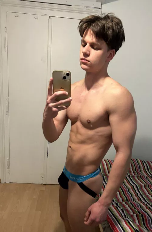Rate me in that jock 