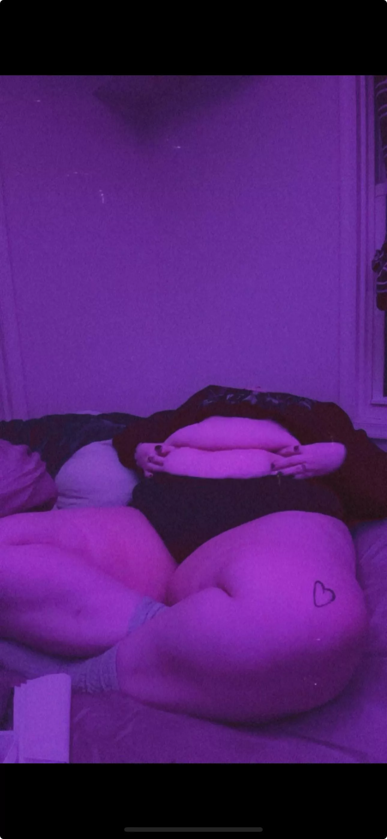 screenshot from my last stuffing 🥵 who wants to watch? dm meee (payment ready) 