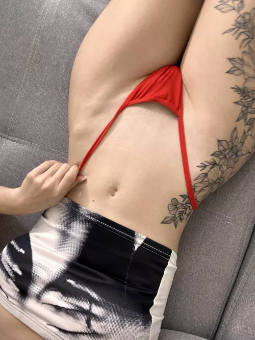 Tattoos on a pale body always look very beautiful