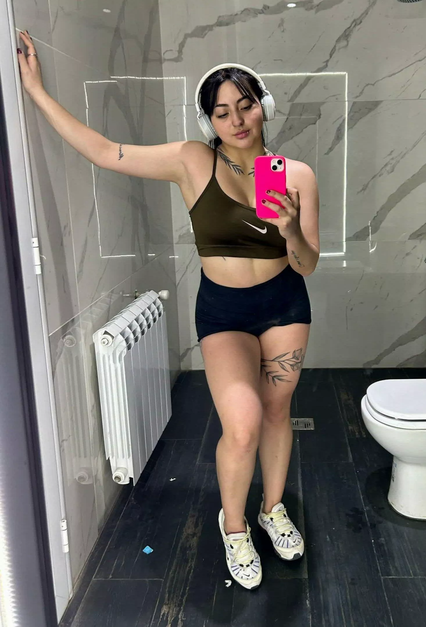 Time to break a sweat with me 💦