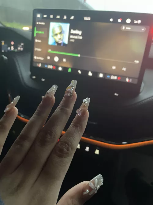 U wonder how these nails feel on your skin to bad u will never find out 