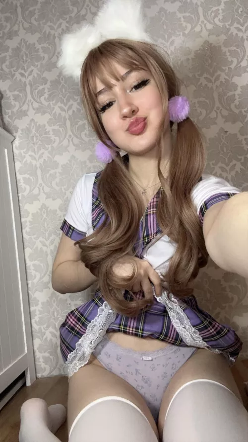 What do you think of my outfit? 