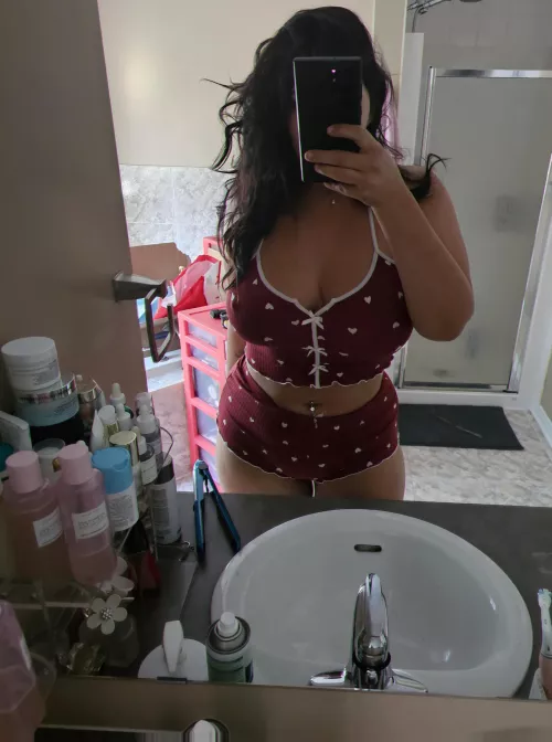 You can be the brush, and I’ll be your canvas, let’s paint together...