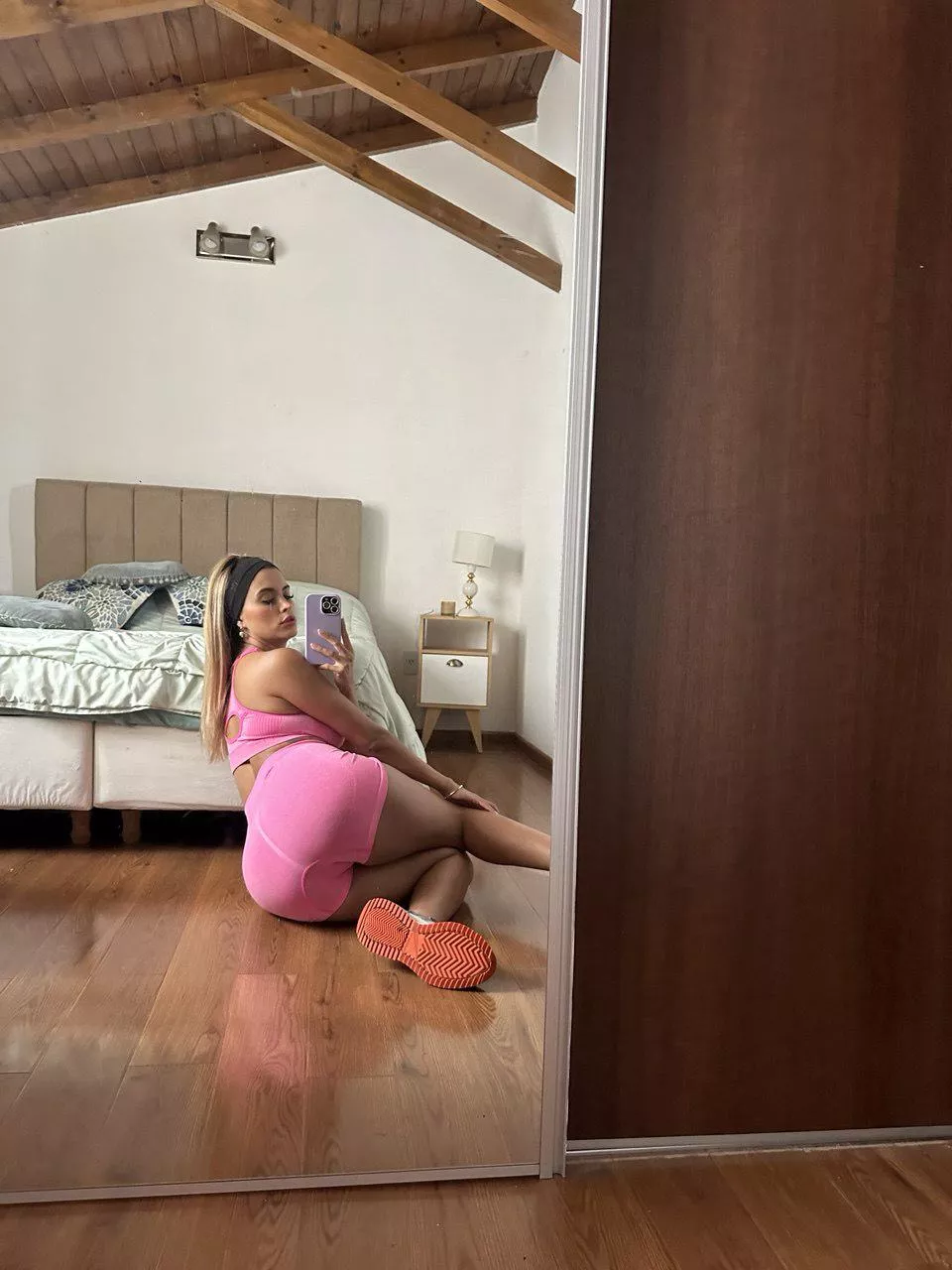 You're gonna kiss my shoes?