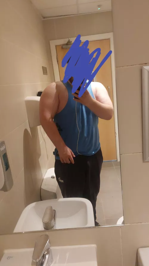 20[m4a] looking for some fun