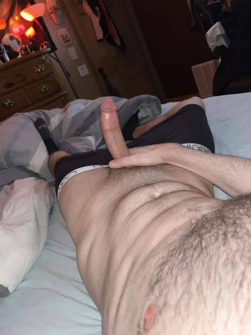 22 masc & Hung (twinks/jocks+++, verbal++) @aj.163