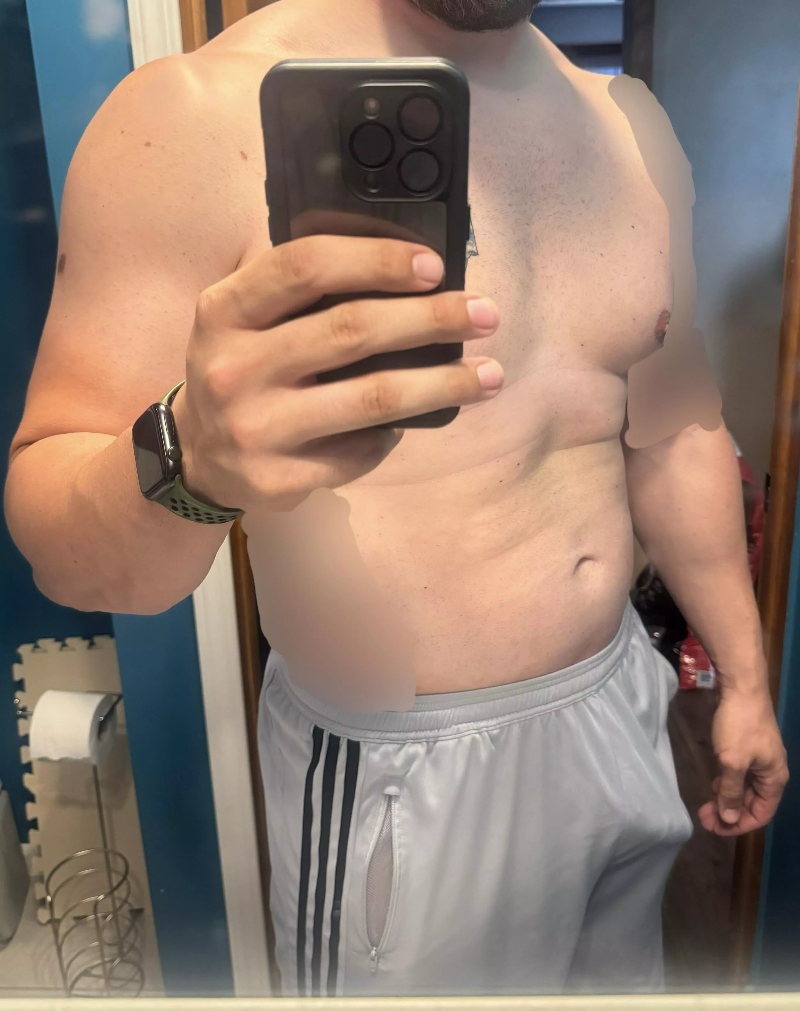 32 M Northern Panhandle looking for fun with women or couples 