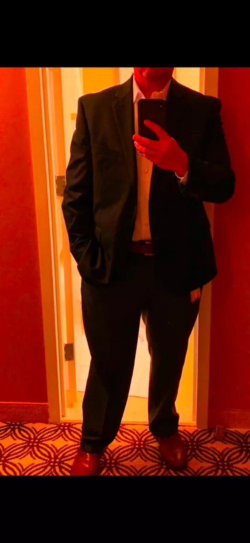 51 [M4F] #Clermont looking for an escape, Someone to have a good time with NSA and just chill. Shitty home situation so need a fun escape!