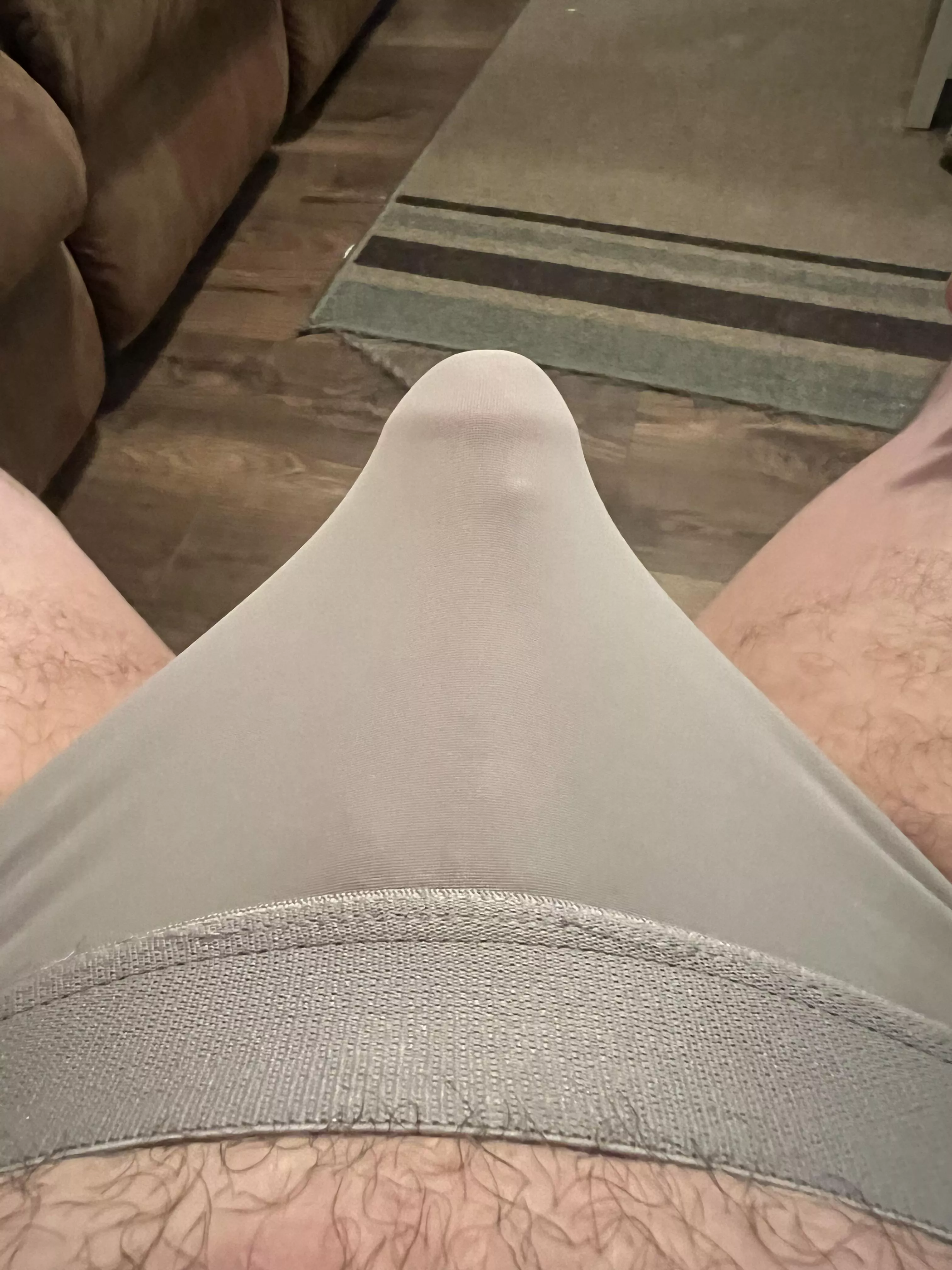 Age 28 Craving some big dick 