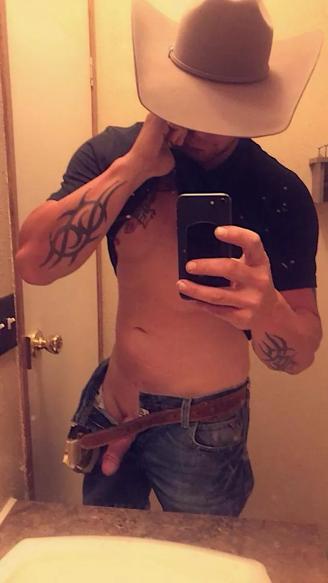 AnyLadies appreciate Cowboys ?? 