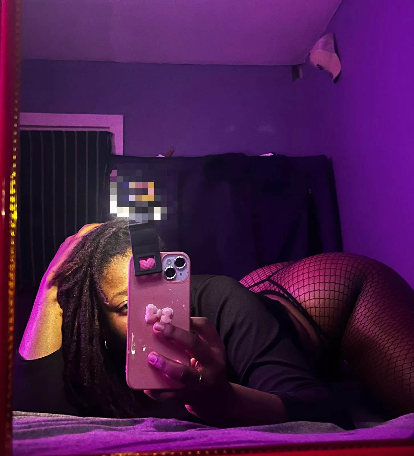 Crawl to me with your wallet in your mouth😈