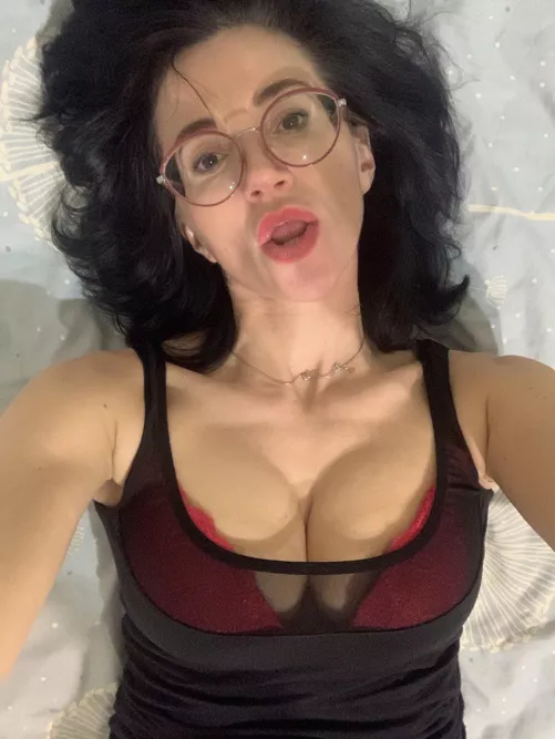 Dare to play with me? 