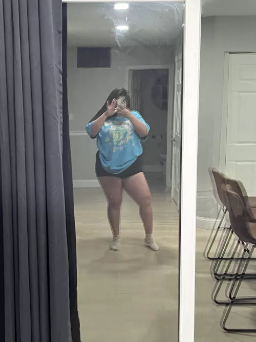 Did u ZOOM in 🔍 to look at my socks? 